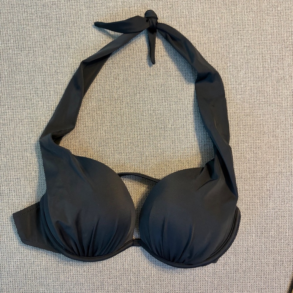 Venus Bikini Top Halter Beach Vacation Classic Minimalist Resort Swim Women 34B